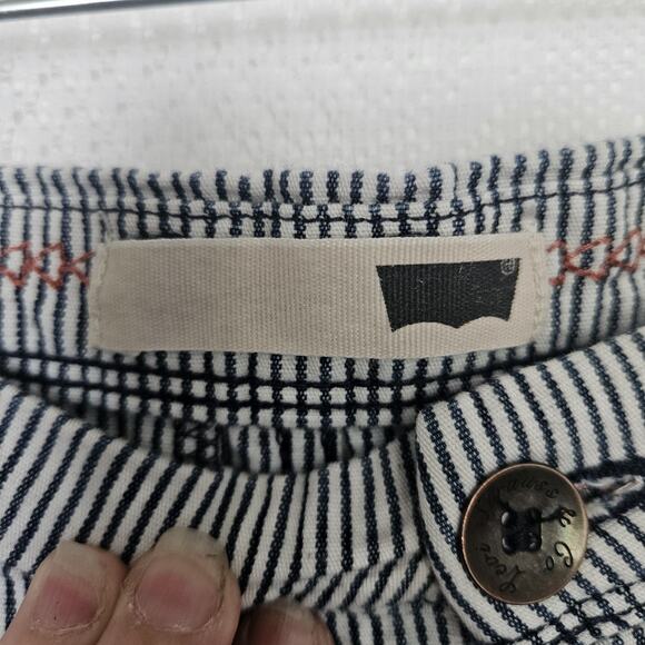 Levis Waist 31 Women Vintage Inspired Railroad Stripes Classic Denim Shorts - Picture 3 of 16